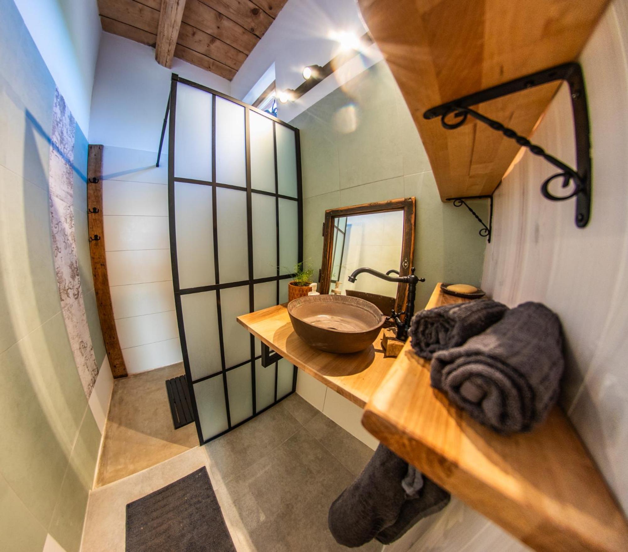 Minifaktura Loft Apartman & Reggelizo Es Etelbar Szokolya Exterior foto